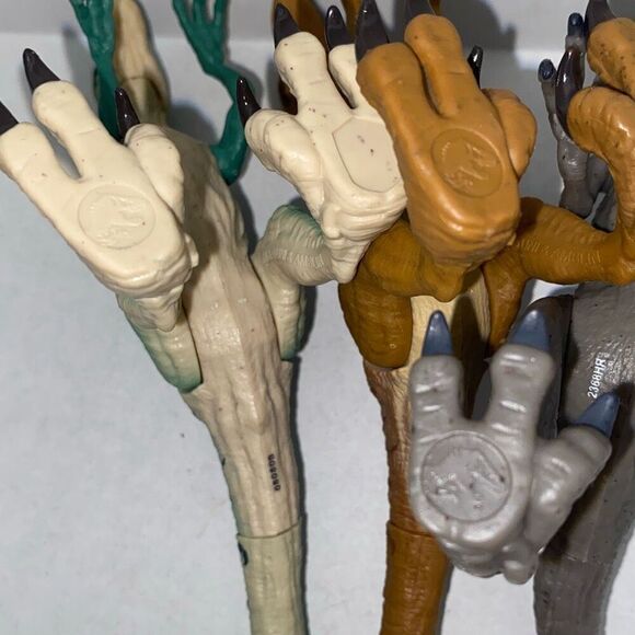 Jurassic World Kids Multicolor Velociraptor Dinosaur Figure Toy 3Piece Set OS - Picture 9 of 12